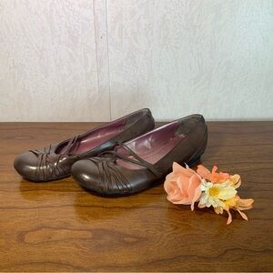 Elegant Brown Women's Shoes